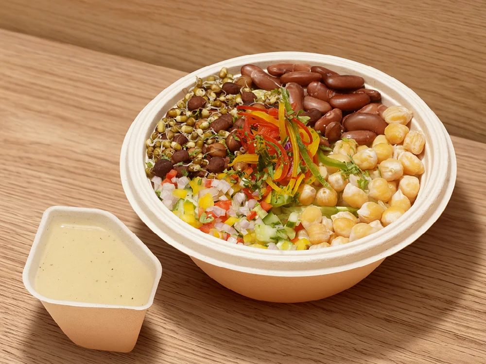 A FOJO salad bowl with quinoa, beans and chickpeas
